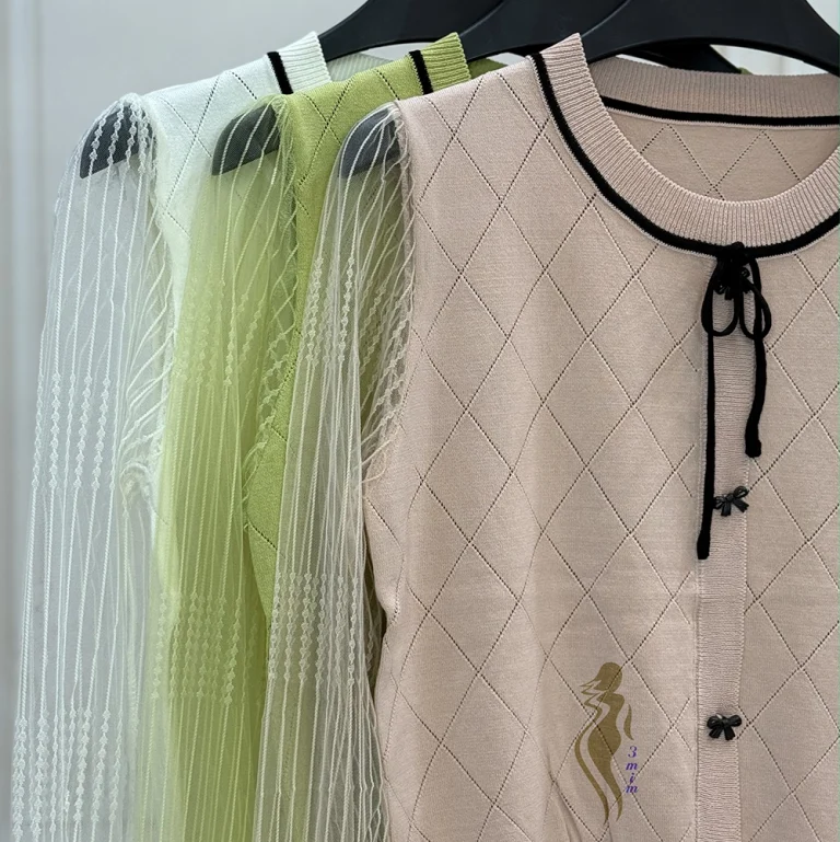 بافت با آستین تور